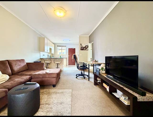 2 bed property for sale in TERENURE